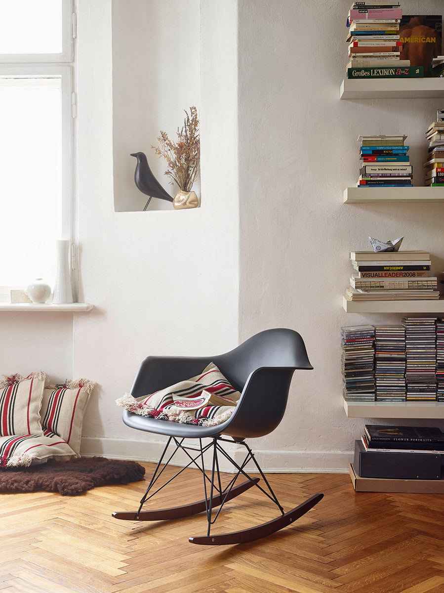 Eames rar best sale